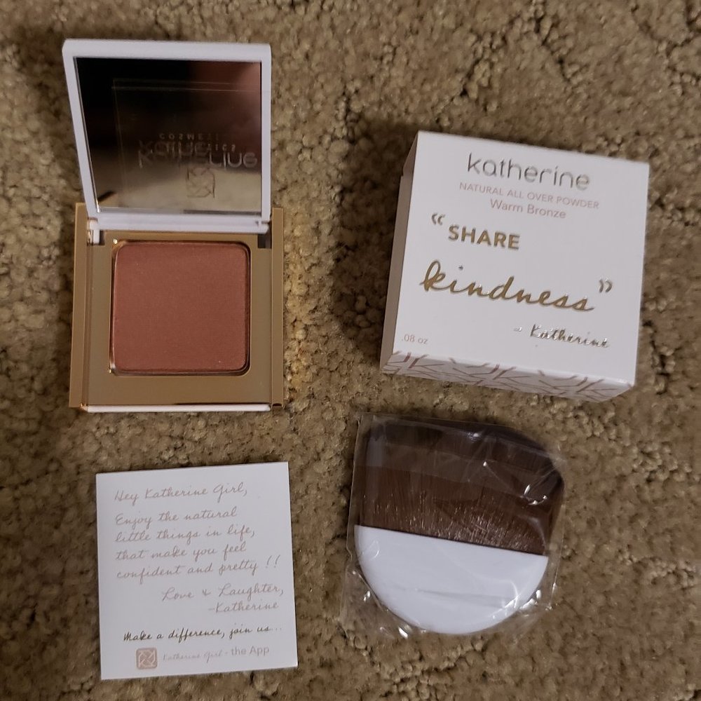 Katherine All Over powder